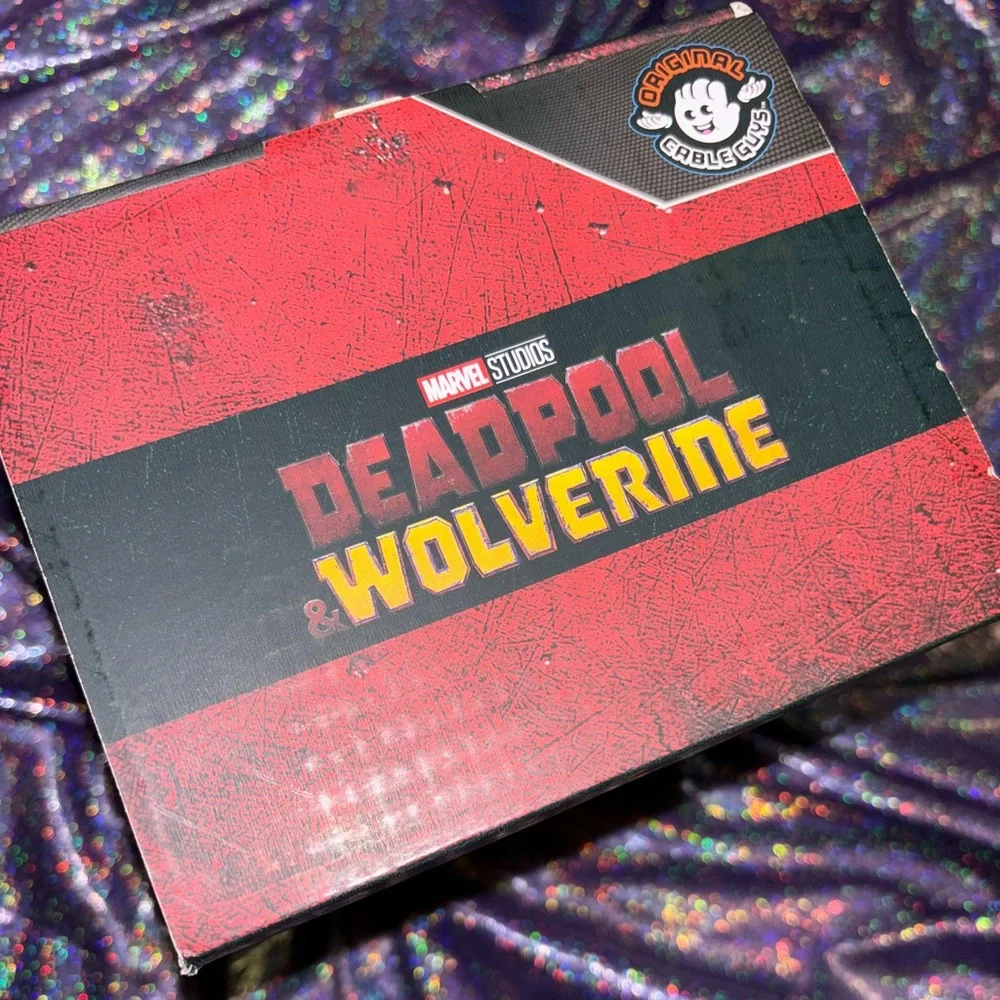 Marvel Deadpool Cheeky Controller Holder